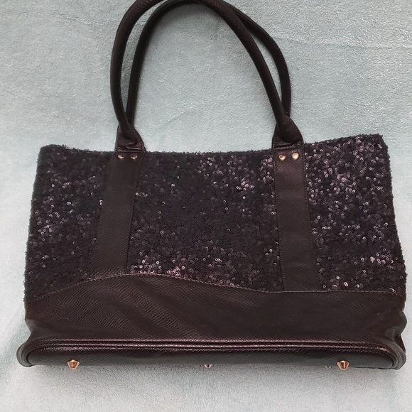 Deux Lux Large Sequins Tote Bag - Picture 2 of 3